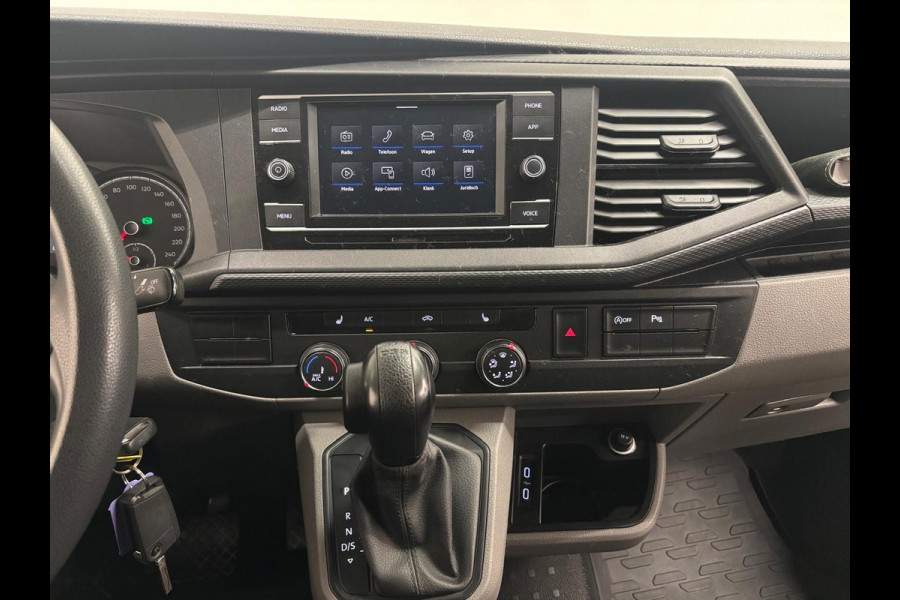 Volkswagen Transporter 2.0 TDI L1H1 30 Comfortline Airco Cruise Control Trekhaak Apple Carplay Parkeersensoren