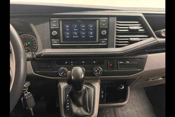 Volkswagen Transporter 2.0 TDI L1H1 30 Comfortline Airco Cruise Control Trekhaak Apple Carplay Parkeersensoren