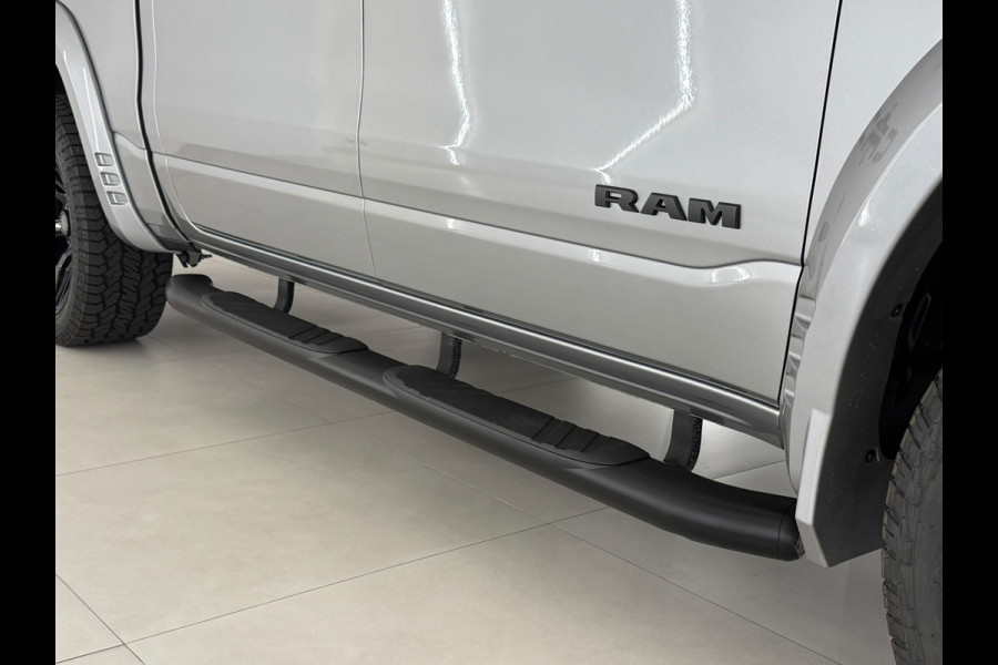 Dodge Ram Pick Up 5.7 V8 4x4 Crew Cab Sport Widebody Backflip BPM-vrij Panodak