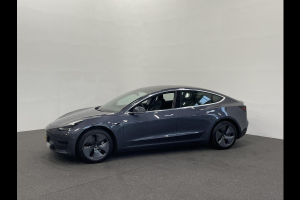 Tesla Model 3 Standard RWD Plus 60 kWh SOH 93% Airco ECC Navigatie Parkeersensoren Camera Adaptive Cruise Leder Panoramadak