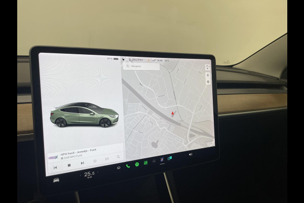 Tesla Model 3 Standard RWD Plus 60 kWh SOH 93% Airco ECC Navigatie Parkeersensoren Camera Adaptive Cruise Leder Panoramadak