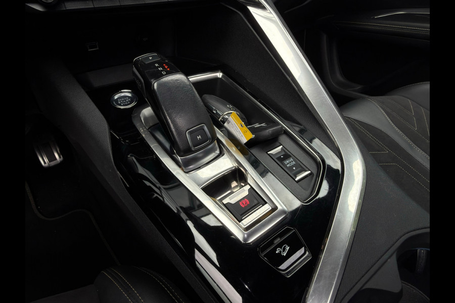 Peugeot 5008 1.2 GT BTW AUTO / AUTOMAAT / SCHUIFDAK / CAMERA