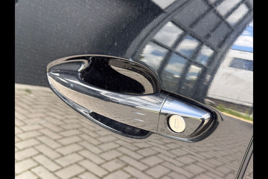 Peugeot 5008 1.2 GT BTW AUTO / AUTOMAAT / SCHUIFDAK / CAMERA