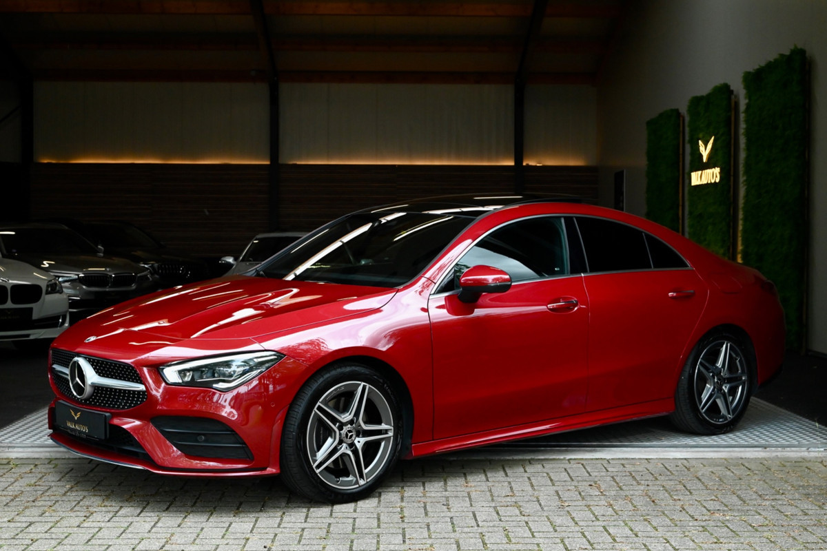 Mercedes-Benz CLA-Klasse 200 4-Matic AMG Line - 360 Camera - Distronic - Keyless Entry - Memory - Multibeam - Panorama -