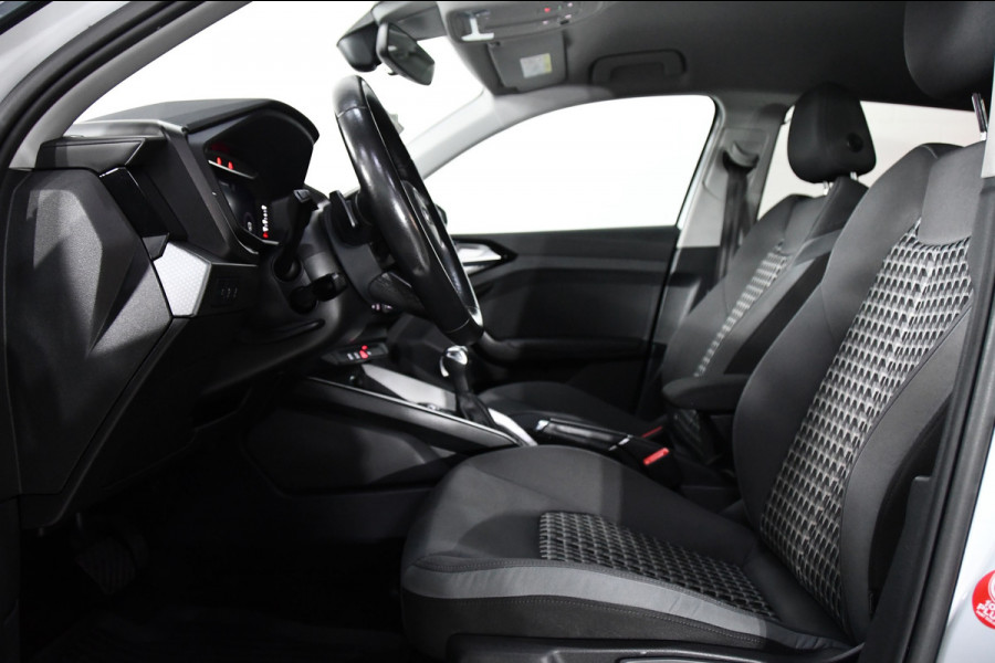 Audi A1 citycarver 30 TFSI, Camera, CarPlay, Automaat