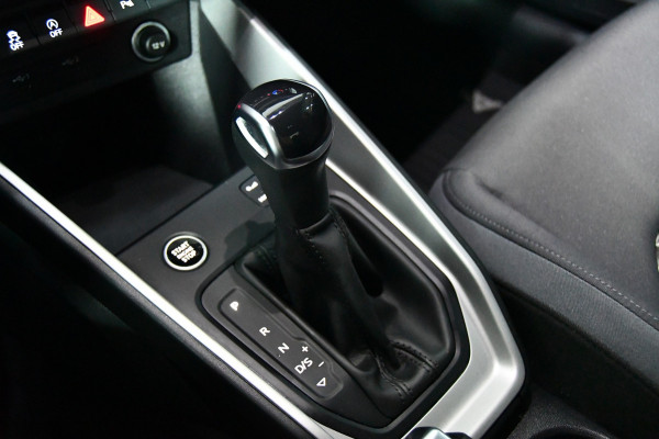 Audi A1 citycarver 30 TFSI, Camera, CarPlay, Automaat