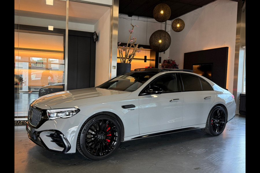Mercedes-Benz E-Klasse AMG 53 4MATIC+ Night Edition alpin grijs garantie