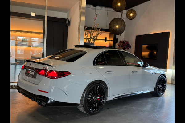 Mercedes-Benz E-Klasse AMG 53 4MATIC+ Night Edition alpin grijs garantie