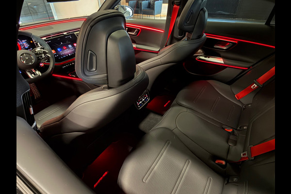 Mercedes-Benz E-Klasse AMG 53 4MATIC+ Night Edition alpin grijs garantie