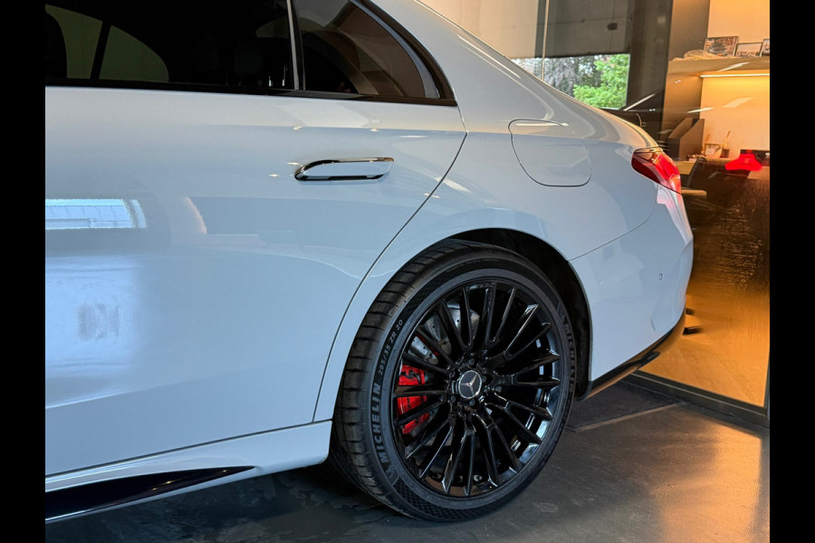 Mercedes-Benz E-Klasse AMG 53 4MATIC+ Night Edition alpin grijs garantie