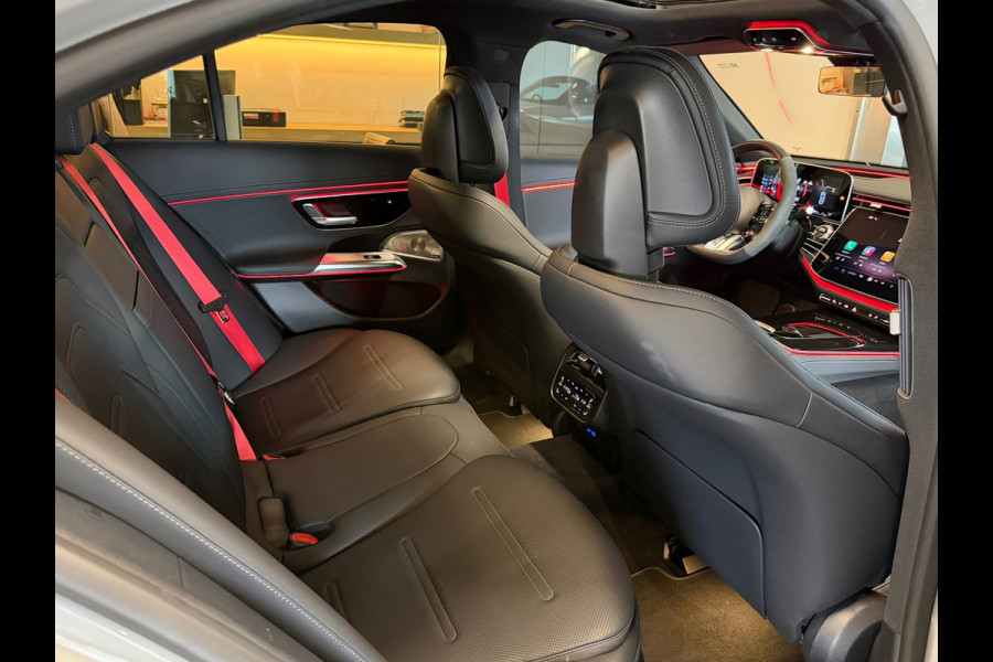 Mercedes-Benz E-Klasse AMG 53 4MATIC+ Night Edition alpin grijs garantie