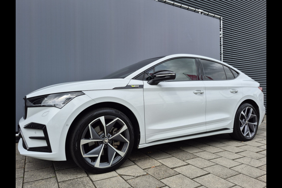 Škoda ENYAQ Coupé iV BWJ 2022 | 80 RS | PANO | LEER | TREKHAAK | 21'' LMV | NAVI | CARPLAY | CAMERA A |