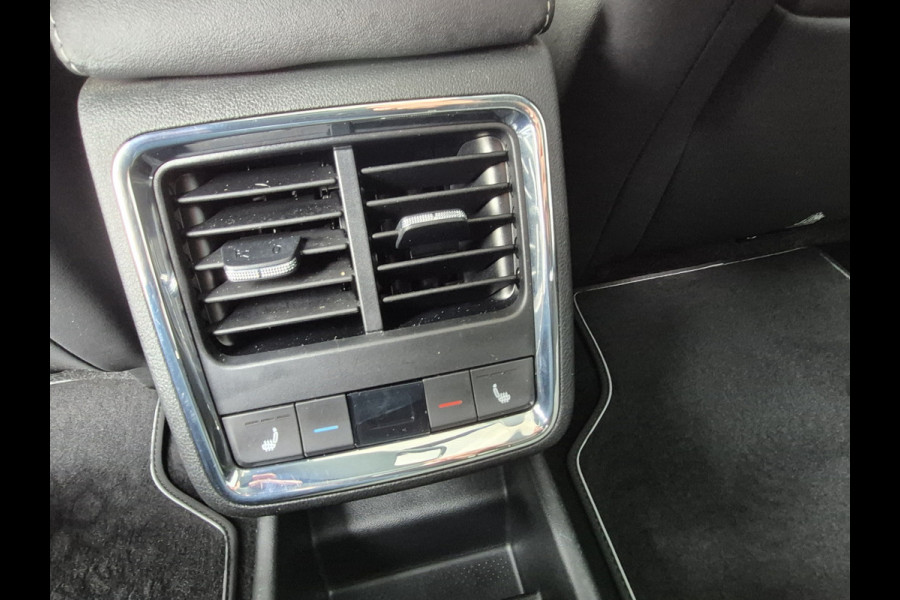Škoda ENYAQ Coupé iV BWJ 2022 | 80 RS | PANO | LEER | TREKHAAK | 21'' LMV | NAVI | CARPLAY | CAMERA A |