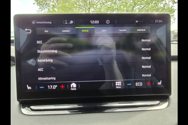 Škoda ENYAQ Coupé iV BWJ 2022 | 80 RS | PANO | LEER | TREKHAAK | 21'' LMV | NAVI | CARPLAY | CAMERA A |