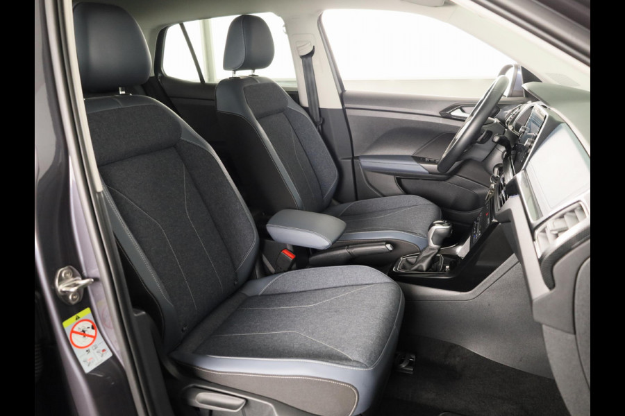 Volkswagen T-Cross 1.0 TSI Style 116 pk Automaat (DSG) | Navigatie | Parkeersensoren | Autom. airco | Cruise control | Matrix LED koplampen |