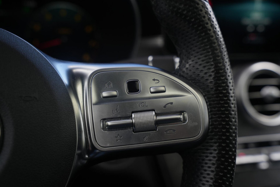 Mercedes-Benz GLC 200 4MATIC Advantage AMG Schuifdak Burmester Trekhaak
