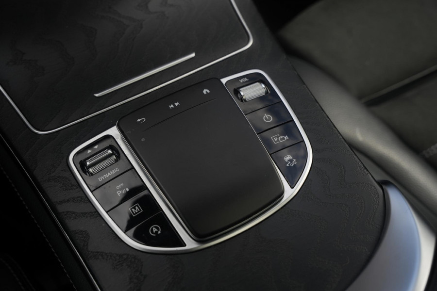 Mercedes-Benz GLC 200 4MATIC Advantage AMG Schuifdak Burmester Trekhaak