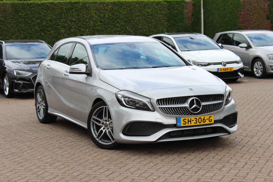 Mercedes-Benz A-Klasse 180 Sport Edition AMG / Camera / Navigatie / Leder&Alcantara / 18'' / Stoelverwarming / Cruise Control