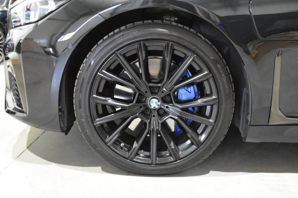 BMW 7 Serie 745Le High Exe M-Sport / Pano / 4WD Besturing / Softclose / 360 Camera