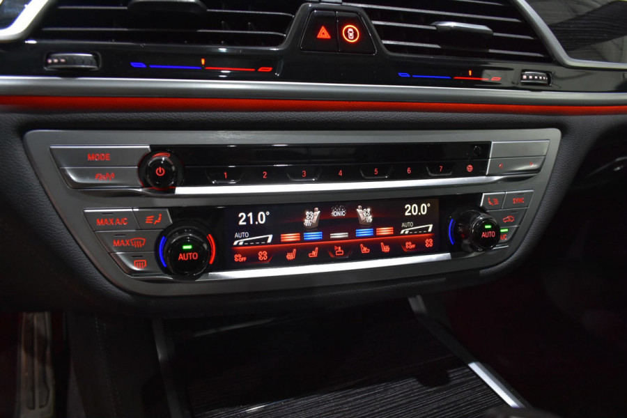 BMW 7 Serie 745Le High Exe M-Sport / Pano / 4WD Besturing / Softclose / 360 Camera