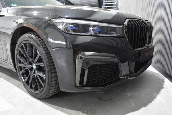 BMW 7 Serie 745Le High Exe M-Sport / Pano / 4WD Besturing / Softclose / 360 Camera