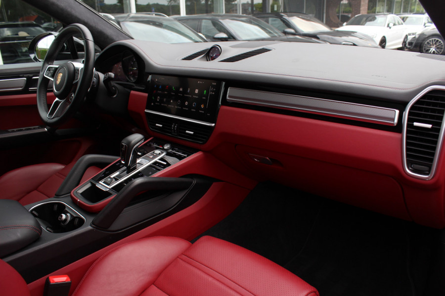 Porsche Cayenne Coupé 3.0 E-Hybrid Platinum Edition / TechArt / Panoramadak / 360Camera / Keyless / Sportdesign+Chrono / 21'' / Softclose / Adaptieve Stoelen / Stoelverwarming 4x / Dodehoek / DAB / Cruise Control