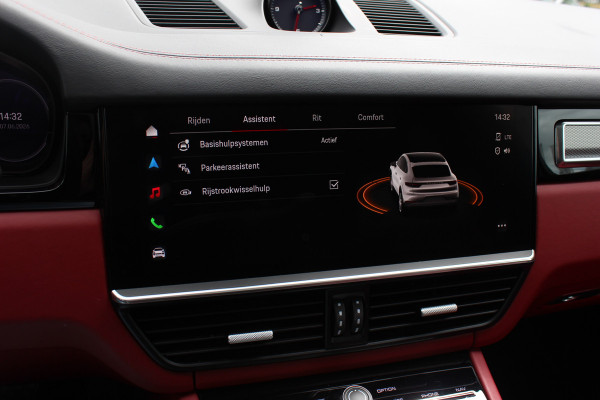 Porsche Cayenne Coupé 3.0 E-Hybrid Platinum Edition / TechArt / Panoramadak / 360Camera / Keyless / Sportdesign+Chrono / 21'' / Softclose / Adaptieve Stoelen / Stoelverwarming 4x / Dodehoek / DAB / Cruise Control