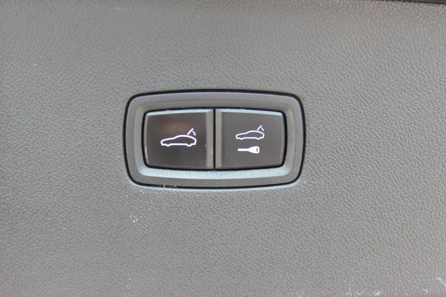 Porsche Cayenne Coupé 3.0 E-Hybrid Platinum Edition / TechArt / Panoramadak / 360Camera / Keyless / Sportdesign+Chrono / 21'' / Softclose / Adaptieve Stoelen / Stoelverwarming 4x / Dodehoek / DAB / Cruise Control