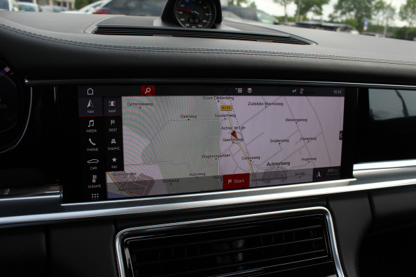 Porsche Panamera Sport Turismo 4.0 GTS / Panoramadak / Camera / Luchtvering / Softclose / Bose / Keyless / 21'' / Sportchrono+Design / Stoel+Stuurverwamring / Dodehoek / DAB / ACC