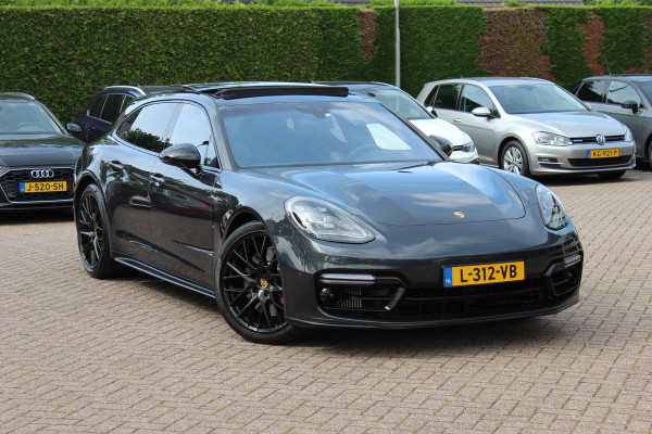 Porsche Panamera Sport Turismo 4.0 GTS / Panoramadak / Camera / Luchtvering / Softclose / Bose / Keyless / 21'' / Sportchrono+Design / Stoel+Stuurverwamring / Dodehoek / DAB / ACC