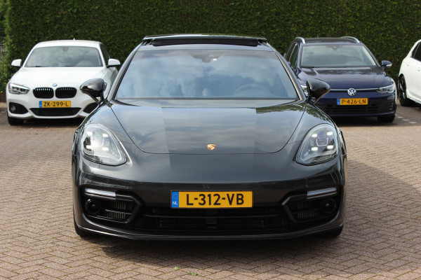 Porsche Panamera Sport Turismo 4.0 GTS / Panoramadak / Camera / Luchtvering / Softclose / Bose / Keyless / 21'' / Sportchrono+Design / Stoel+Stuurverwamring / Dodehoek / DAB / ACC
