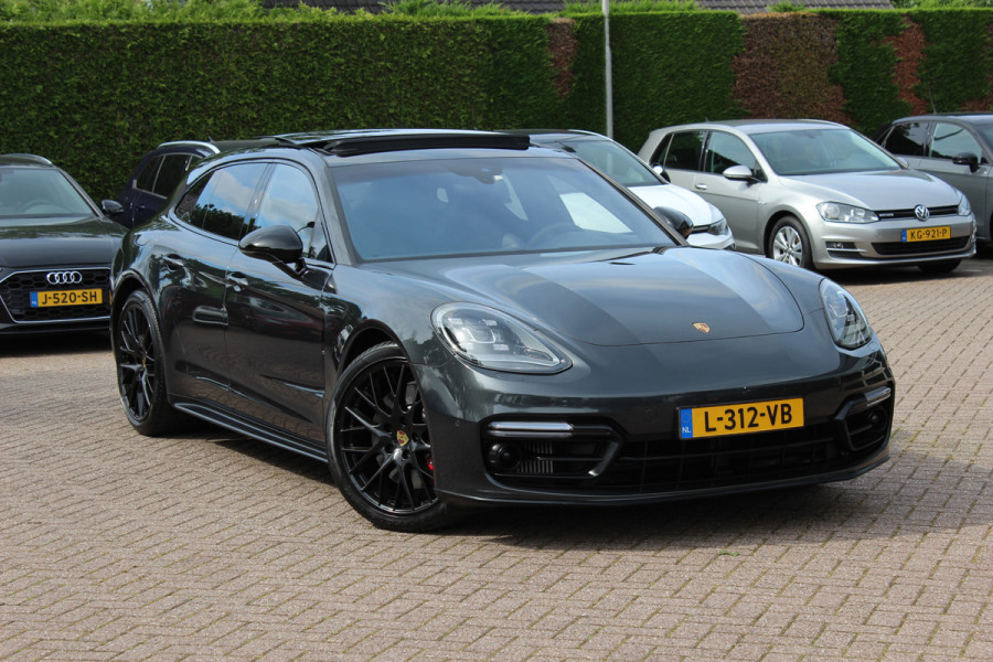 Porsche Panamera Sport Turismo 4.0 GTS / Panoramadak / Camera / Luchtvering / Softclose / Bose / Keyless / 21'' / Sportchrono+Design / Stoel+Stuurverwamring / Dodehoek / DAB / ACC