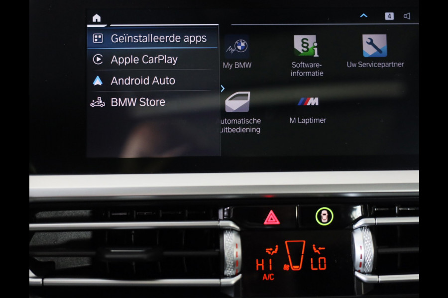 BMW 3 Serie Touring 320e M Line / Carbon / Bruin Leder / Navi / Camera / Cruise Control / F1 / Open Panorama / Led / Pdc / 19 Inch