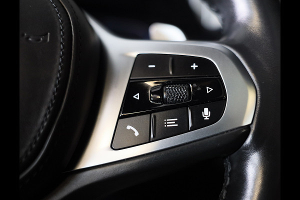 BMW 3 Serie Touring 320e M Line / Carbon / Bruin Leder / Navi / Camera / Cruise Control / F1 / Open Panorama / Led / Pdc / 19 Inch
