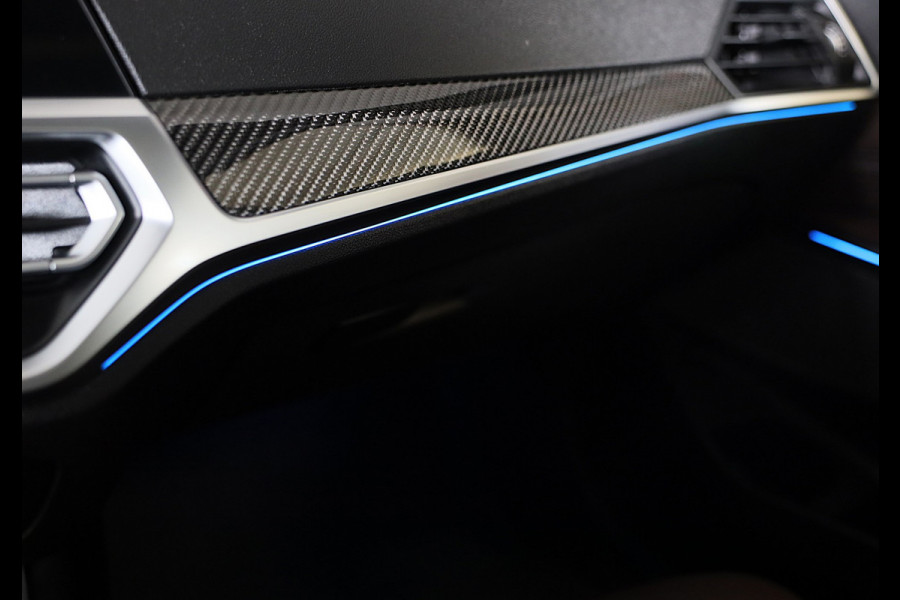 BMW 3 Serie Touring 320e M Line / Carbon / Bruin Leder / Navi / Camera / Cruise Control / F1 / Open Panorama / Led / Pdc / 19 Inch