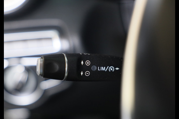 Mercedes-Benz C-Klasse Cabrio 180 AMG Line / AUT / AIRSCARF / 360 Camera / Leder / Navi / Ecc / Led / Pdc / Allu Velgen