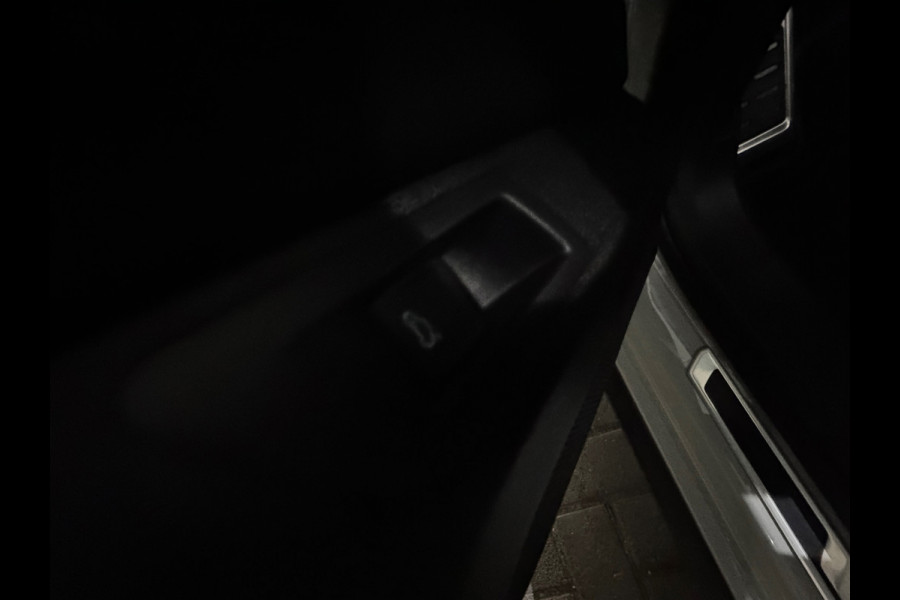 Volkswagen T-Roc 2.0 TSI 4Motion R Pano|Memory|Akrapovic|Keyless