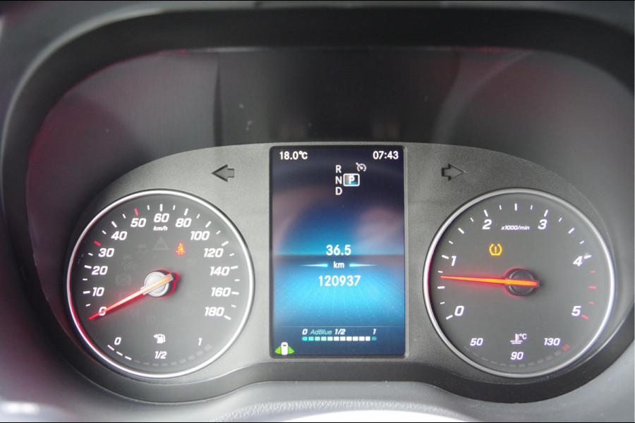 Mercedes-Benz Sprinter 319 3.0 CDI V6 L2H2 AUT. LED, LUCHTVERING, MBUX 10'', 360 CAMERA, STOELVERWARMING, CRUISE, CLIMA, PARKEERSENSOREN