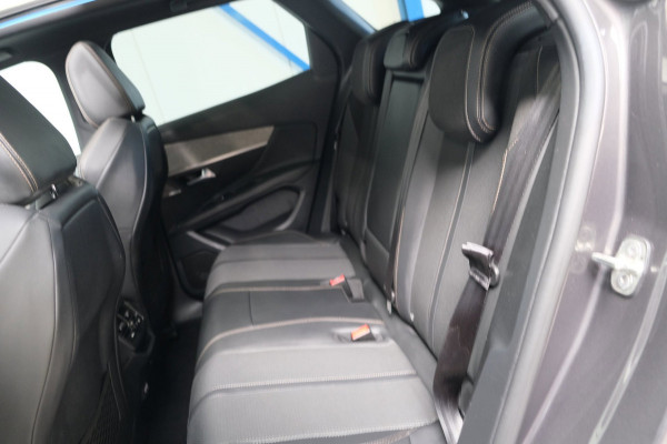 Peugeot 3008 1.6 HYbrid 225 GT Automaat - N.A.P. Airco, Cruise, Camera, Virtual Display, Stoelverwarming.