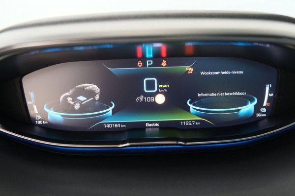 Peugeot 3008 1.6 HYbrid 225 GT Automaat - N.A.P. Airco, Cruise, Camera, Virtual Display, Stoelverwarming.