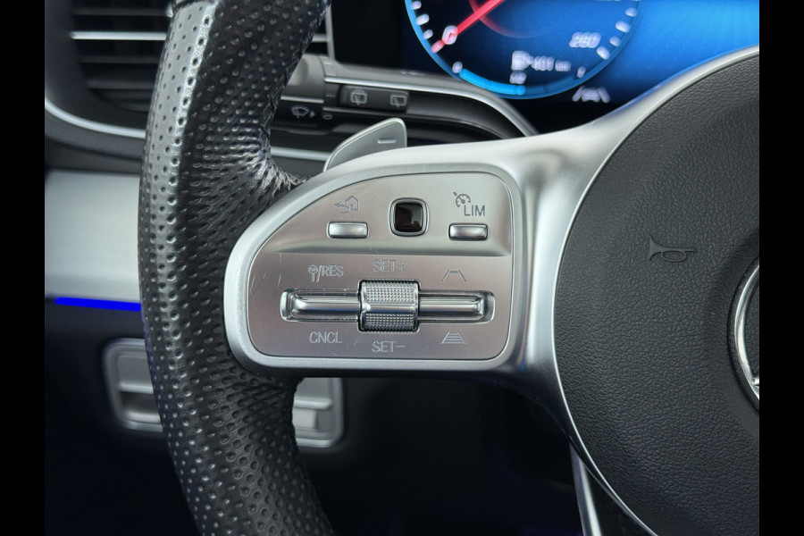 Mercedes-Benz GLE 350e AMG // Trekhaak // Panoramadak // Distronic // 360 Camera // Rij Assistentiepakket // Carplay // Keyless entry // MultiBeam