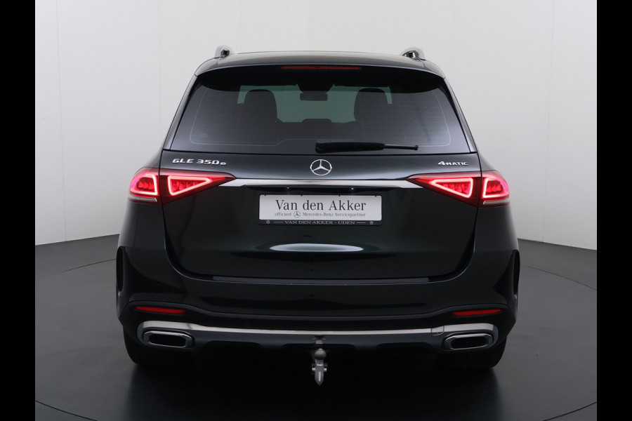 Mercedes-Benz GLE 350e AMG // Trekhaak // Panoramadak // Distronic // 360 Camera // Rij Assistentiepakket // Carplay // Keyless entry // MultiBeam