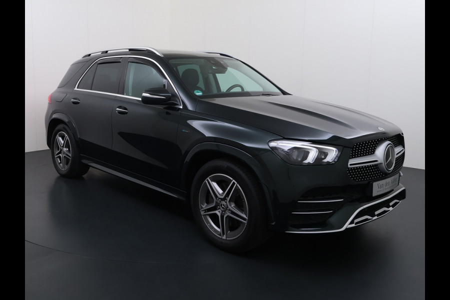 Mercedes-Benz GLE 350e AMG // Trekhaak // Panoramadak // Distronic // 360 Camera // Rij Assistentiepakket // Carplay // Keyless entry // MultiBeam