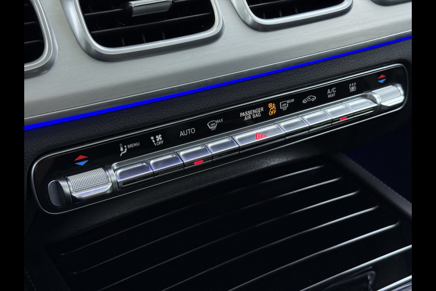 Mercedes-Benz GLE 350e AMG // Trekhaak // Panoramadak // Distronic // 360 Camera // Rij Assistentiepakket // Carplay // Keyless entry // MultiBeam