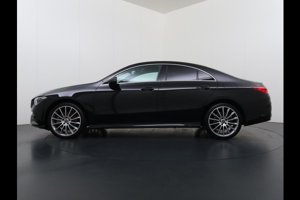 Mercedes-Benz CLA-Klasse 250 e AMG VAN: 34.900,- VOOR: 29.877,- UW WKVOORDEEL: 5.023,- | PHEV | SFEERVERLICHTING | WIDESCREEN | AFN. TREKHAAK | STOELVERWARMING | 19 INCH | RIJKLAAR MET 12 MND BOVAG GARANTIE