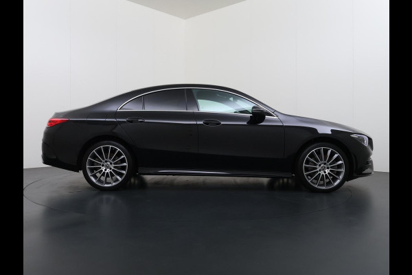 Mercedes-Benz CLA-Klasse 250 e AMG VAN: 34.900,- VOOR: 29.877,- UW WKVOORDEEL: 5.023,- | PHEV | SFEERVERLICHTING | WIDESCREEN | AFN. TREKHAAK | STOELVERWARMING | 19 INCH | RIJKLAAR MET 12 MND BOVAG GARANTIE