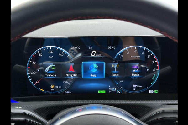 Mercedes-Benz CLA-Klasse 250 e AMG VAN: 34.900,- VOOR: 29.877,- UW WKVOORDEEL: 5.023,- | PHEV | SFEERVERLICHTING | WIDESCREEN | AFN. TREKHAAK | STOELVERWARMING | 19 INCH | RIJKLAAR MET 12 MND BOVAG GARANTIE