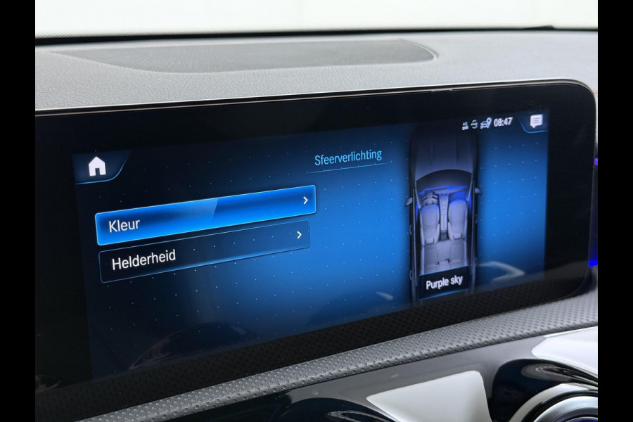Mercedes-Benz CLA-Klasse 250 e AMG VAN: 34.900,- VOOR: 29.877,- UW WKVOORDEEL: 5.023,- | PHEV | SFEERVERLICHTING | WIDESCREEN | AFN. TREKHAAK | STOELVERWARMING | 19 INCH | RIJKLAAR MET 12 MND BOVAG GARANTIE