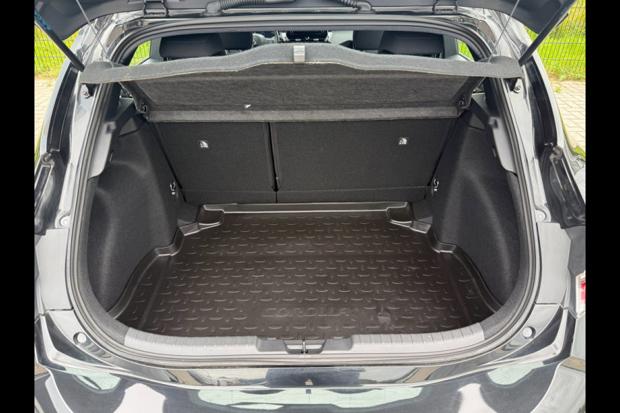 Toyota Corolla 1.8 Hybrid Business | Camera | Carplay | Stoelverwarming