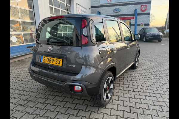Fiat Panda 1.0 Hybrid City Cross CAMERA 4S BANDEN (BOVAG/RIJKLAARPRIJS)